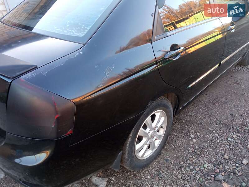 Седан Kia Cerato 2007 в Апостолово