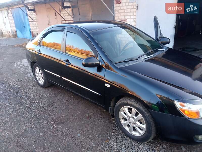 Седан Kia Cerato 2007 в Апостолово