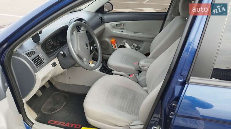 Седан Kia Cerato 2008 в Киеве фото 6 Седан Kia Cerato 2008 в Киеве
