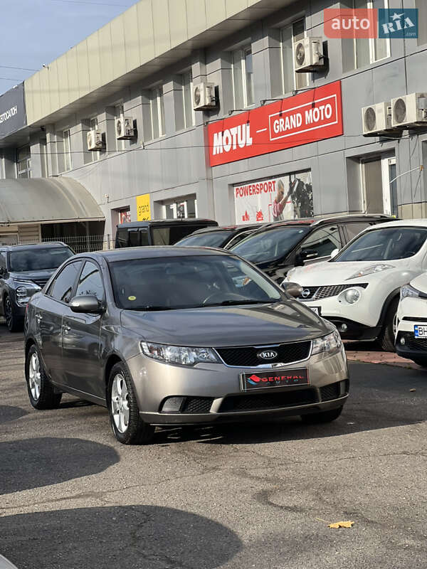 Седан Kia Cerato 2009 в Одессе