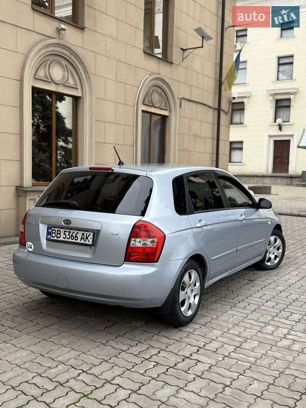 Хэтчбек Kia Cerato 2006 в Запорожье фото 6 Хэтчбек Kia Cerato 2006 в Запорожье