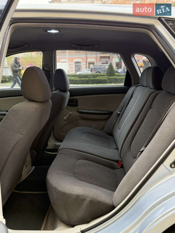 Хэтчбек Kia Cerato 2006 в Запорожье фото 13 Хэтчбек Kia Cerato 2006 в Запорожье