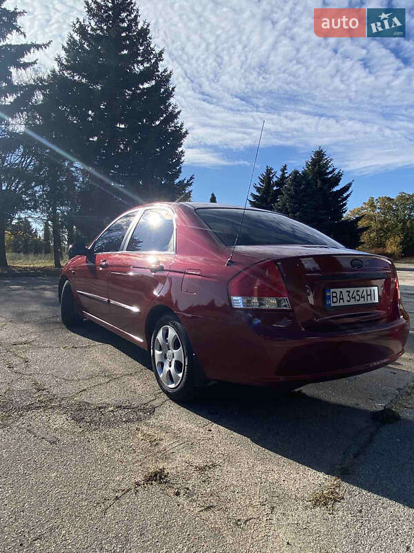 Седан Kia Cerato 2007 в Кропивницком
