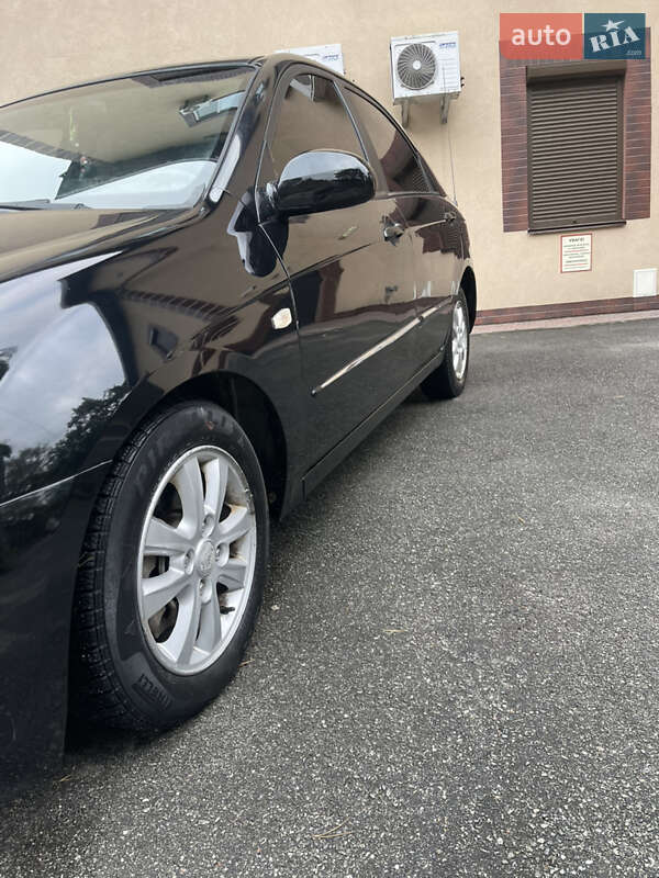 Седан Kia Cerato 2007 в Киеве