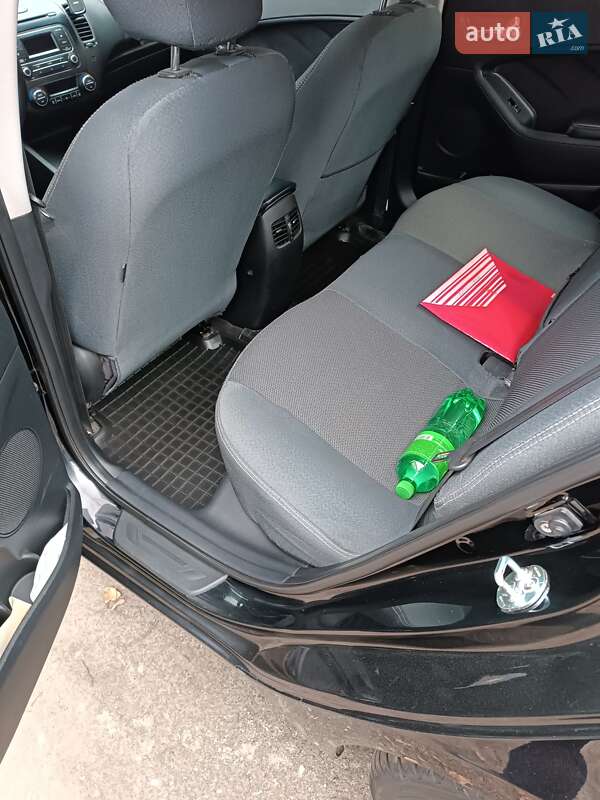 Седан Kia Cerato 2013 в Золотоноше