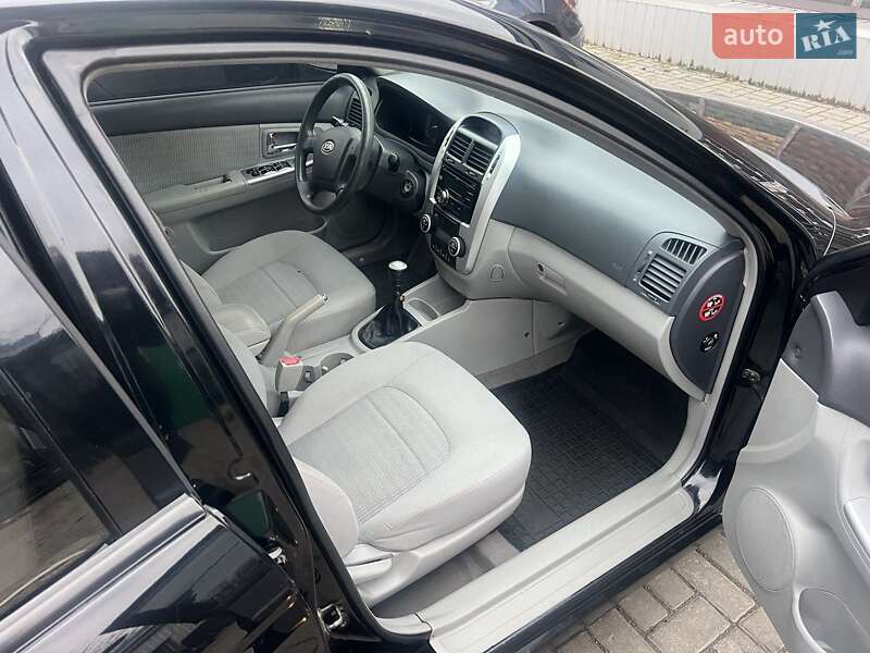 Седан Kia Cerato 2007 в Харькове