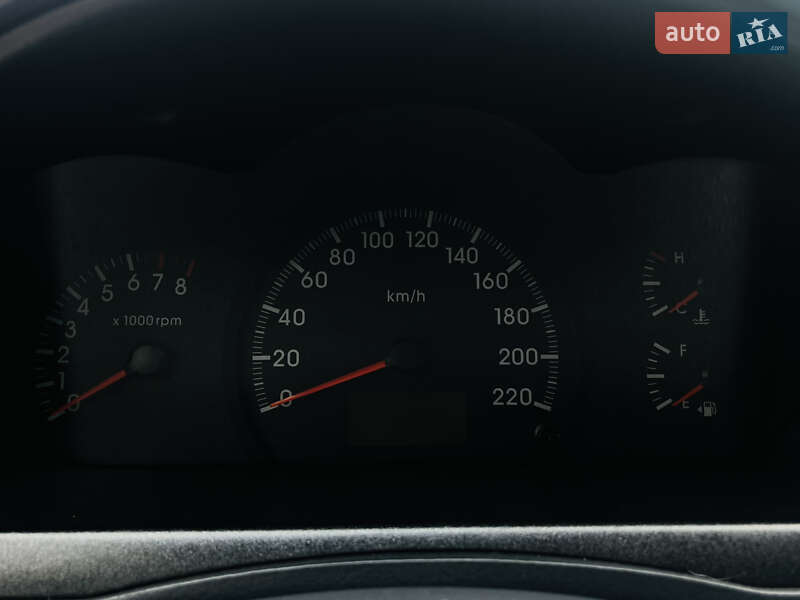 Седан Kia Cerato 2006 в Харькове