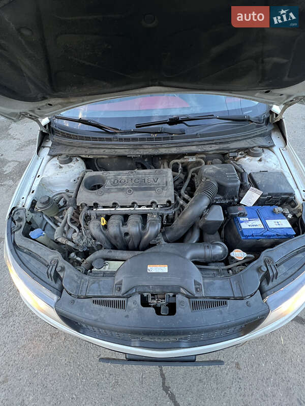 Купе Kia Cerato 2012 в Киеве