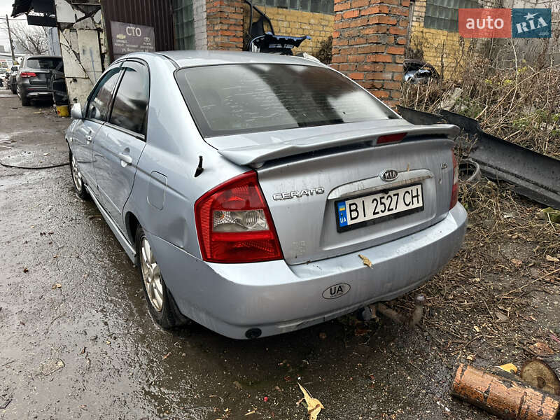 Седан Kia Cerato 2006 в Киеве