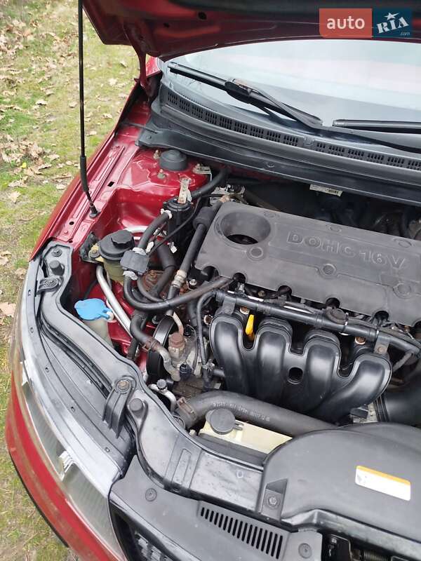 Купе Kia Cerato 2010 в Киеве фото 11 Купе Kia Cerato 2010 в Киеве