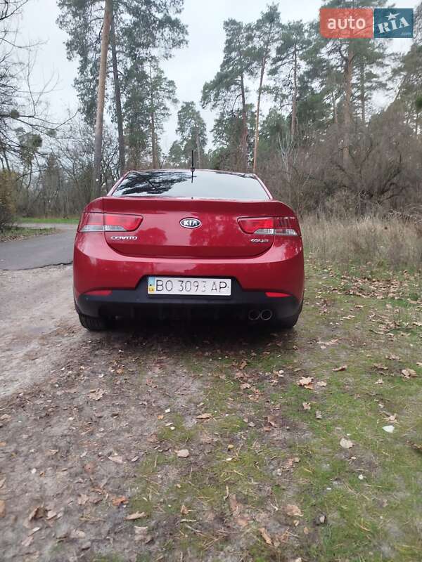 Купе Kia Cerato 2010 в Киеве фото 5 Купе Kia Cerato 2010 в Киеве