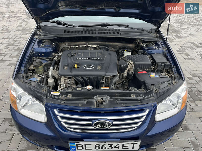 Седан Kia Cerato 2006 в Первомайске