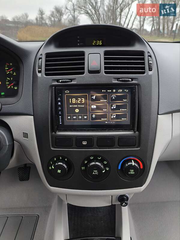 Седан Kia Cerato 2006 в Кобеляках