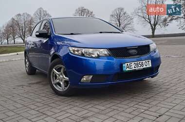 Седан Kia Cerato 2009 в Магдалинівці