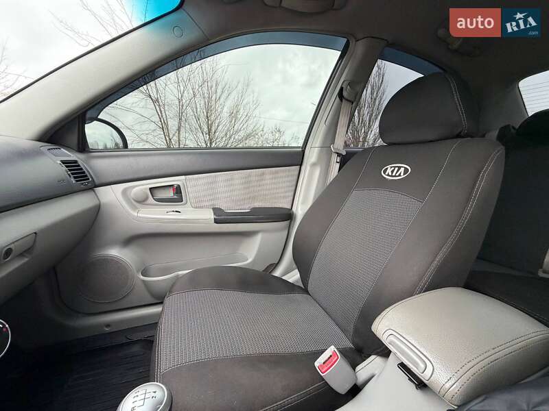 Седан Kia Cerato 2007 в Кривом Роге фото 52 Седан Kia Cerato 2007 в Кривом Роге