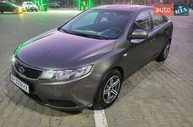 Седан Kia Cerato 2012 в Кременчуге