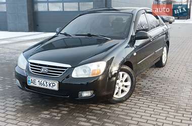 Седан Kia Cerato 2007 в Новом Буге