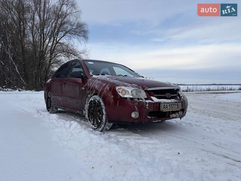 Седан Kia Cerato 2006 в Прилуках