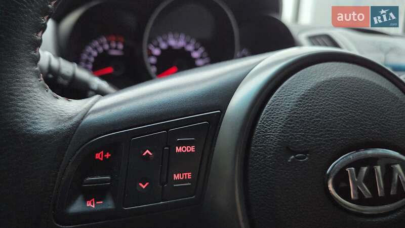 Купе Kia Cerato 2011 в Полтаве