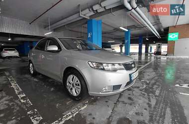 Седан Kia Cerato 2012 в Львові