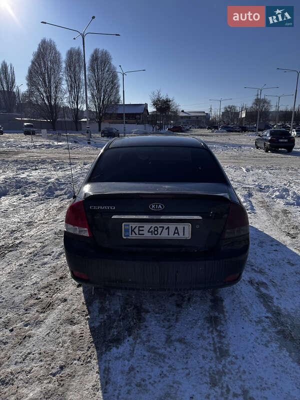 Седан Kia Cerato 2008 в Днепре
