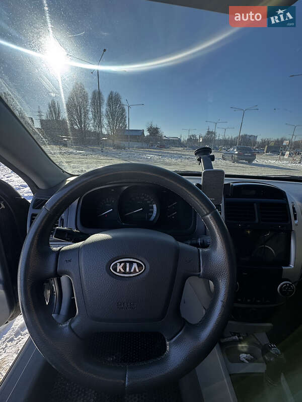 Седан Kia Cerato 2008 в Днепре