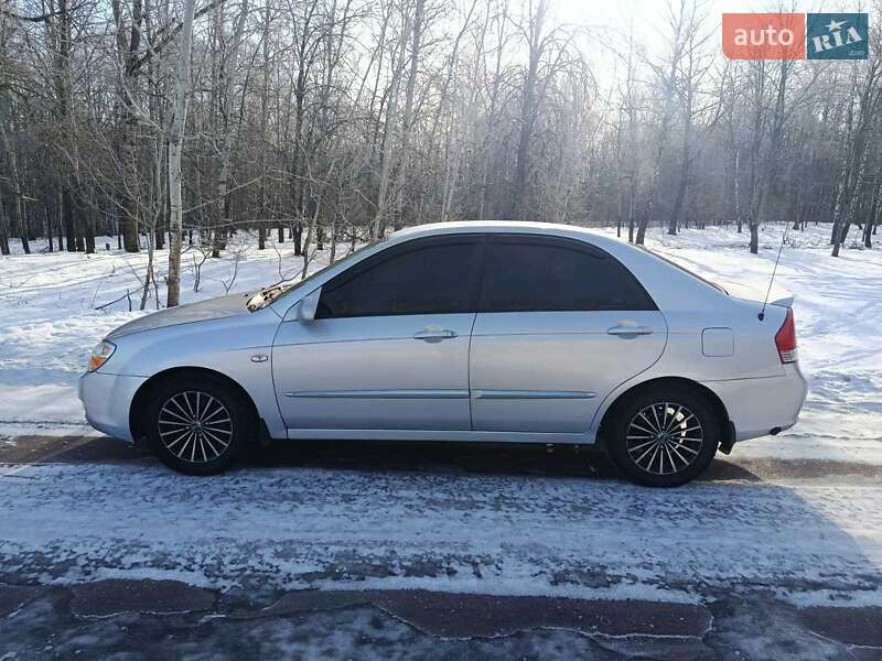 Седан Kia Cerato 2007 в Талалаевке