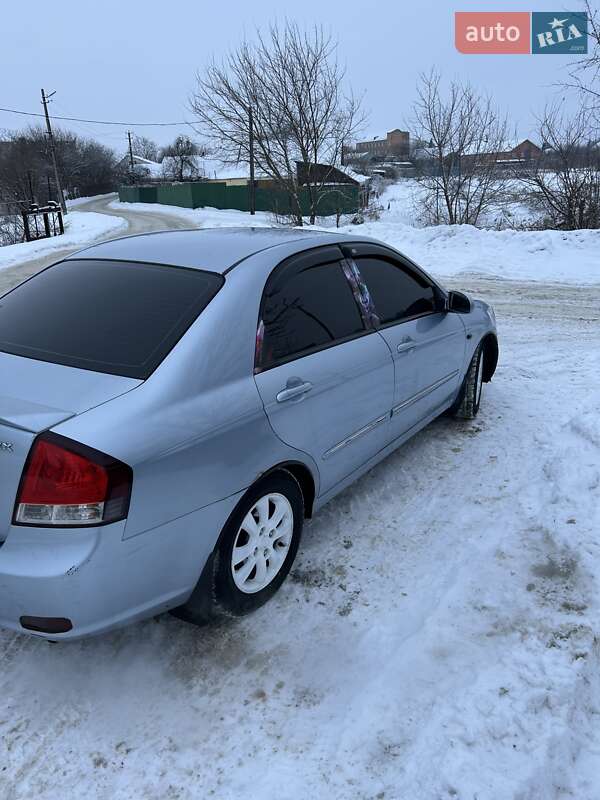 Седан Kia Cerato 2008 в Дымере
