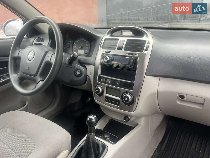 Седан Kia Cerato 2006 в Одессе фото 40 Седан Kia Cerato 2006 в Одессе