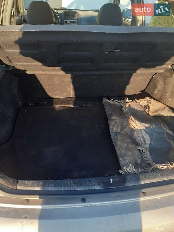 Хэтчбек Kia Cerato 2005 в Киеве фото 9 Хэтчбек Kia Cerato 2005 в Киеве