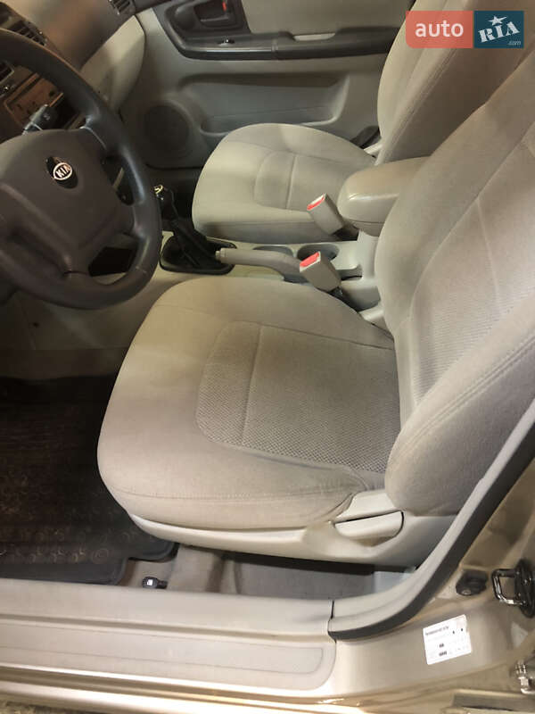 Седан Kia Cerato 2006 в Запорожье фото 35 Седан Kia Cerato 2006 в Запорожье