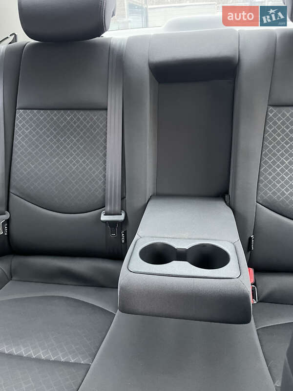 Седан Kia Cerato 2011 в Киеве фото 24 Седан Kia Cerato 2011 в Киеве