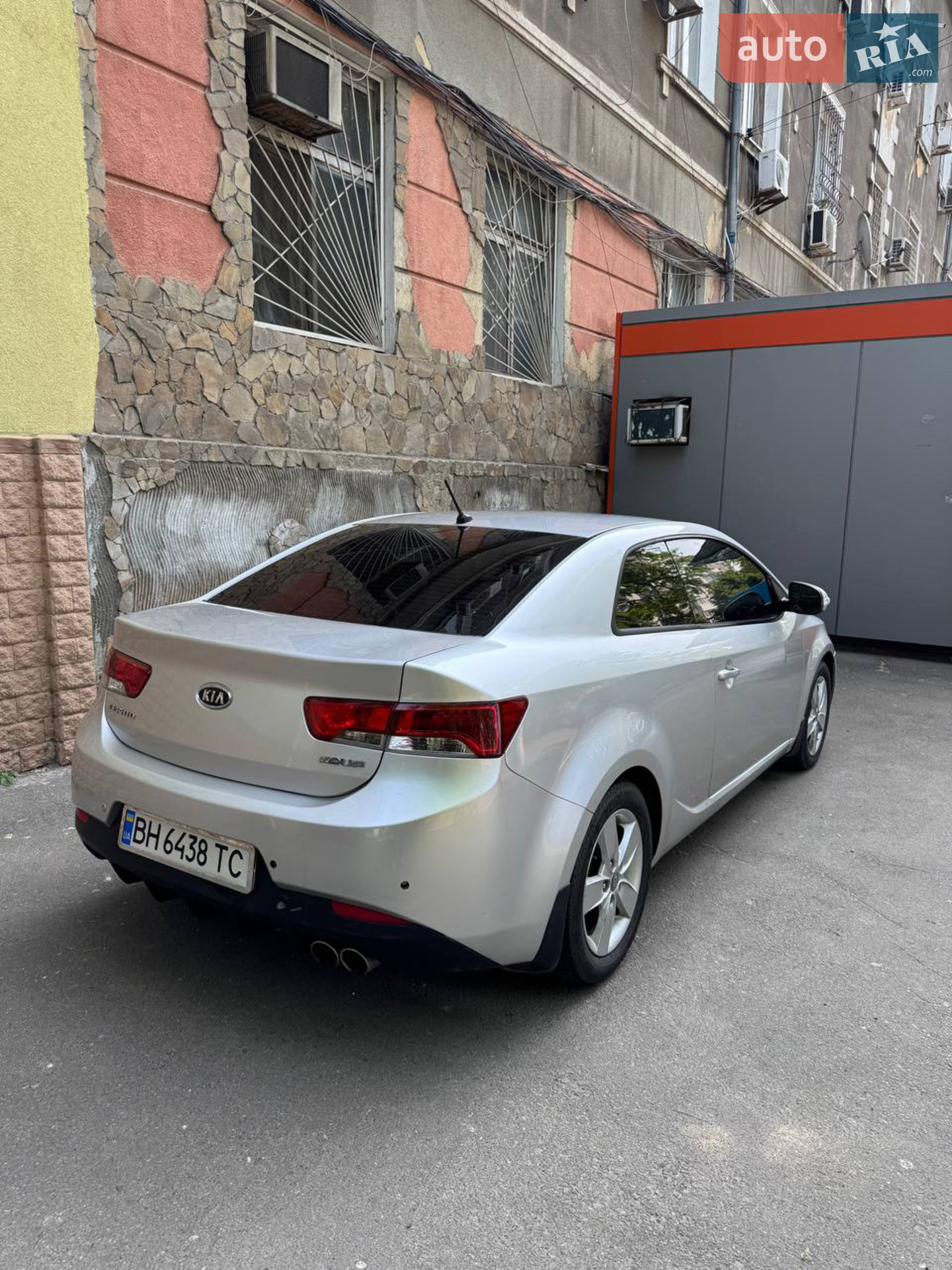 2010 Kia Cerato - мініатюра 2
