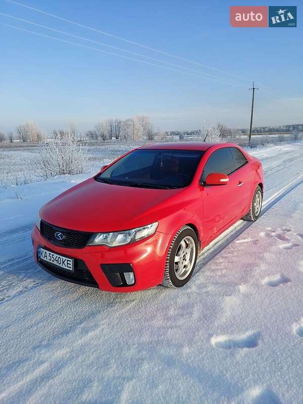 Купе Kia Cerato 2010 в Києві фото 4 Купе Kia Cerato 2010 в Києві