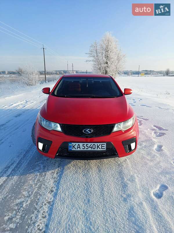 Купе Kia Cerato 2010 в Києві фото 7 Купе Kia Cerato 2010 в Києві