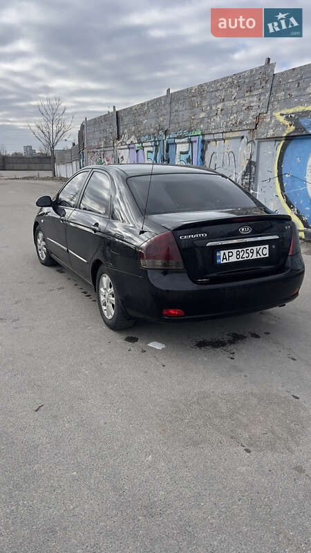 Седан Kia Cerato 2007 в Запорожье