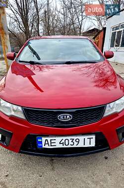 Купе Kia Cerato 2011 в Днепре