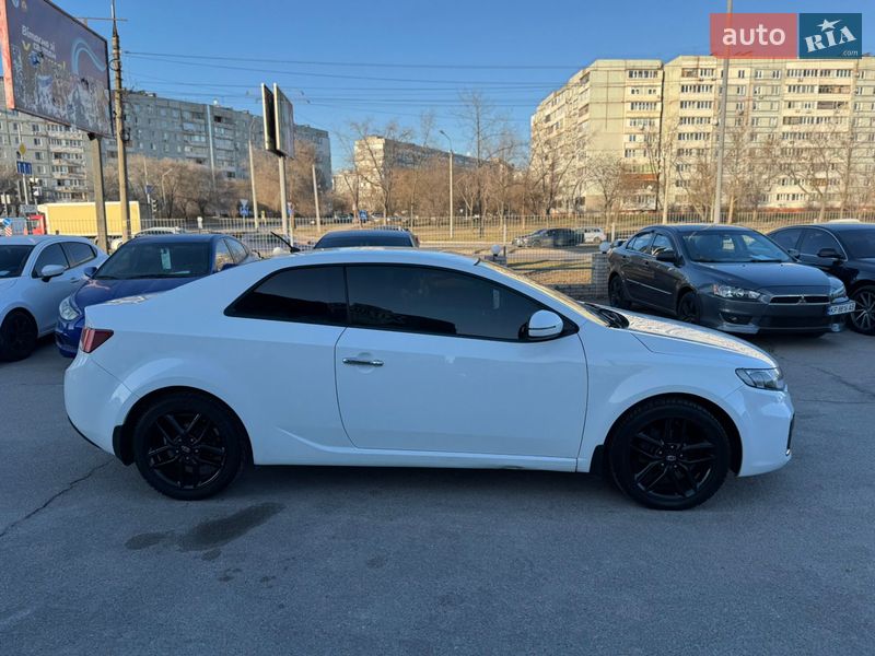 Купе Kia Cerato 2011 в Запорожье