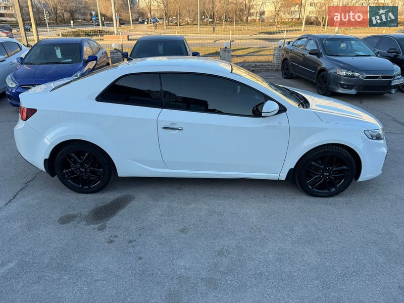 Купе Kia Cerato 2011 в Запорожье