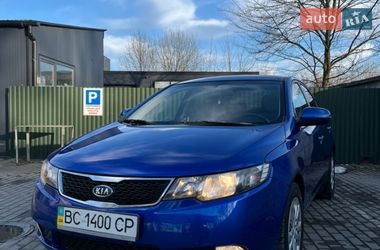 Седан Kia Cerato 2011 в Стрые