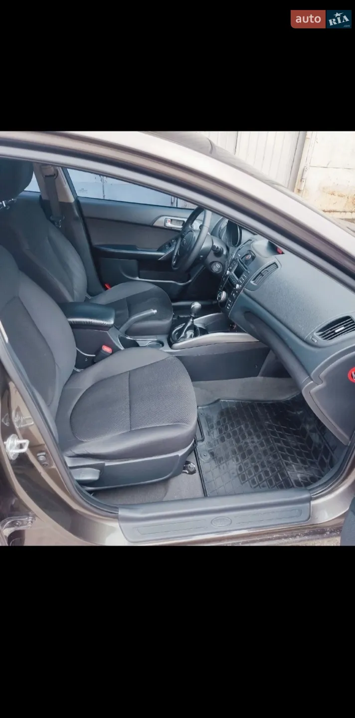 2011 Kia Cerato - мініатюра 7