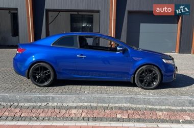 Купе Kia Cerato 2010 в Чернигове