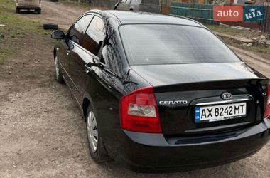 Седан Kia Cerato 2005 в Лозовой