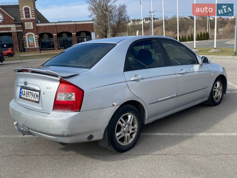 Седан Kia Cerato 2006 в Києві