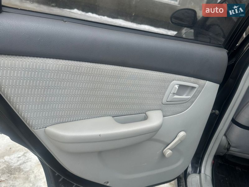 Седан Kia Cerato 2006 в Харькове