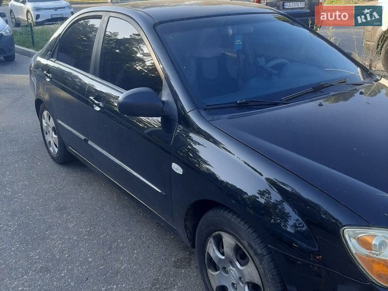 Седан Kia Cerato 2007 в Гоголеве