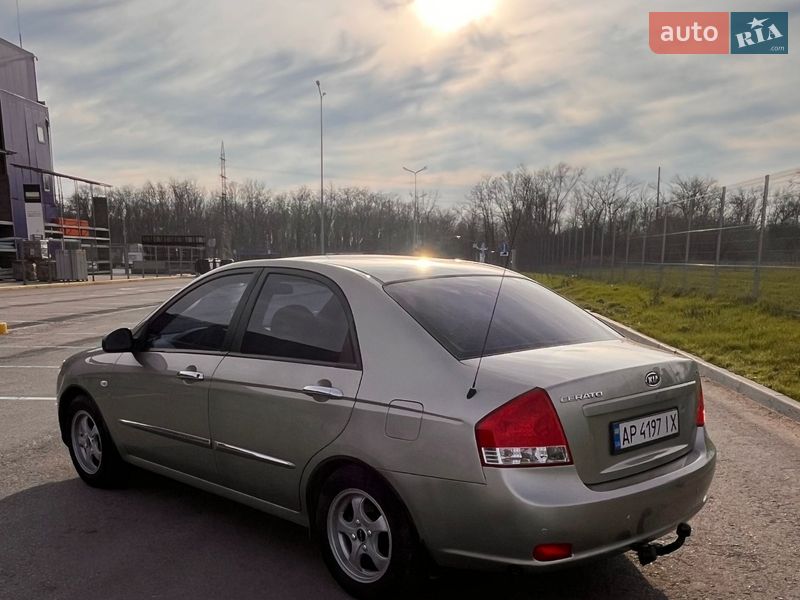Седан Kia Cerato 2007 в Запоріжжі