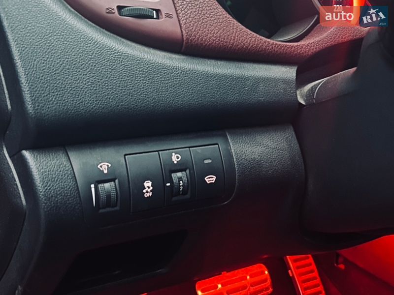 Купе Kia Cerato 2010 в Києві