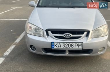 Седан Kia Cerato 2006 в Киеве
