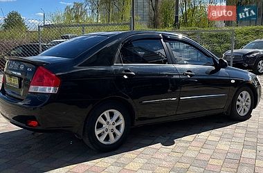Седан Kia Cerato 2007 в Стрию